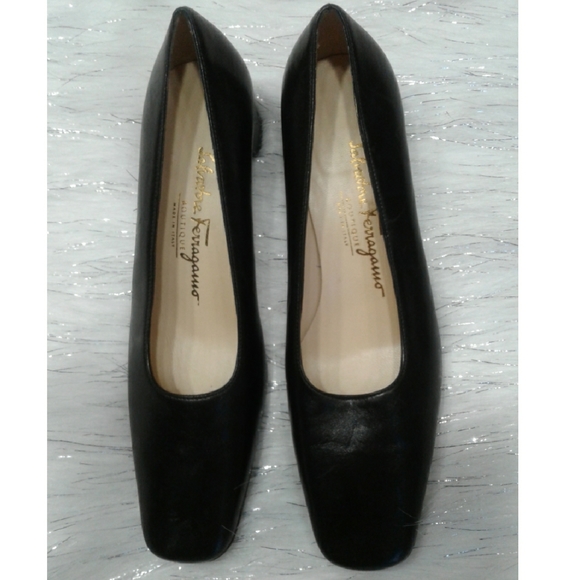 Salvatore Ferragamo Shoes - Salvatore Ferragamo classic pumps shoes croc